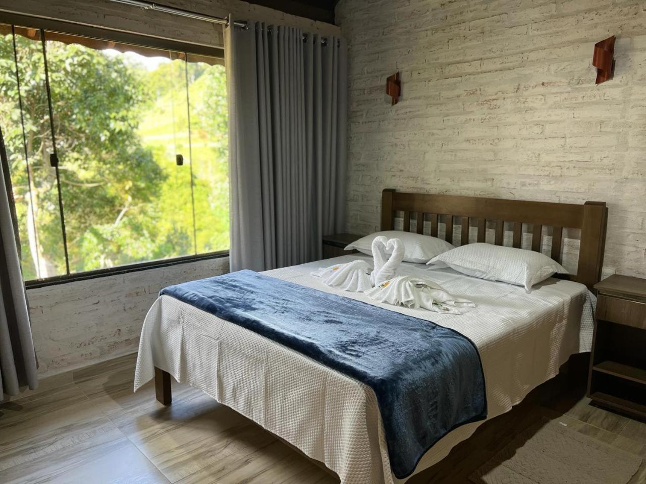 Suíte Deluxe com Banheira de Hidromassagem