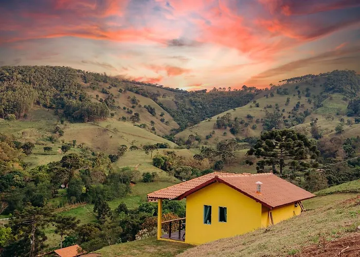 Chales Pico Da Lua Gonçalves