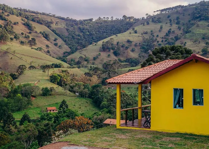 Chales Pico Da Lua Gonçalves