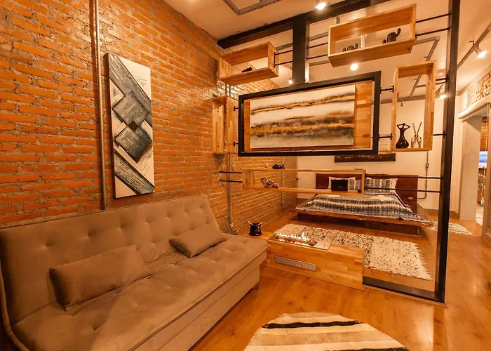 Adorai Chales Piedade 