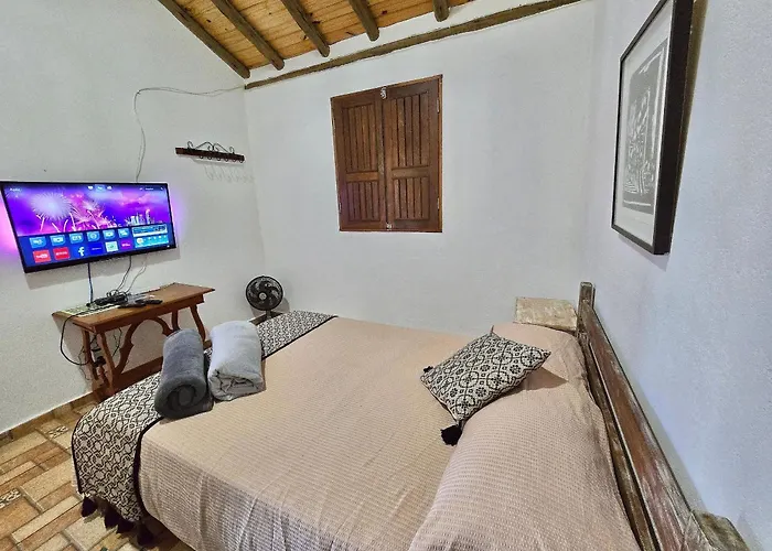 Chales Vila Carrancas - Ao Lado Do Centro Com Piscina, Cozinha Completa E Muita Tranquilidade